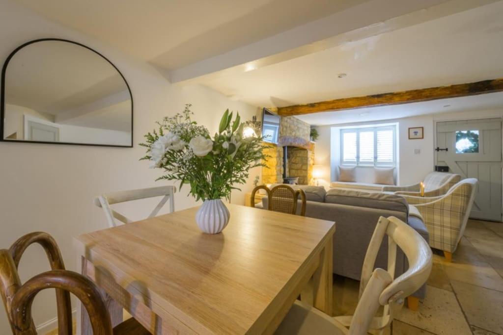 Bourton-On-The-Water Lovely 2Bed Cotswold Cottage Zewnętrze zdjęcie